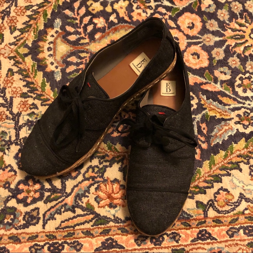 Ellen Degeneres Sneaker Style Shoe